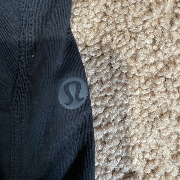 Lululemon tie top - Picture 2 of 2